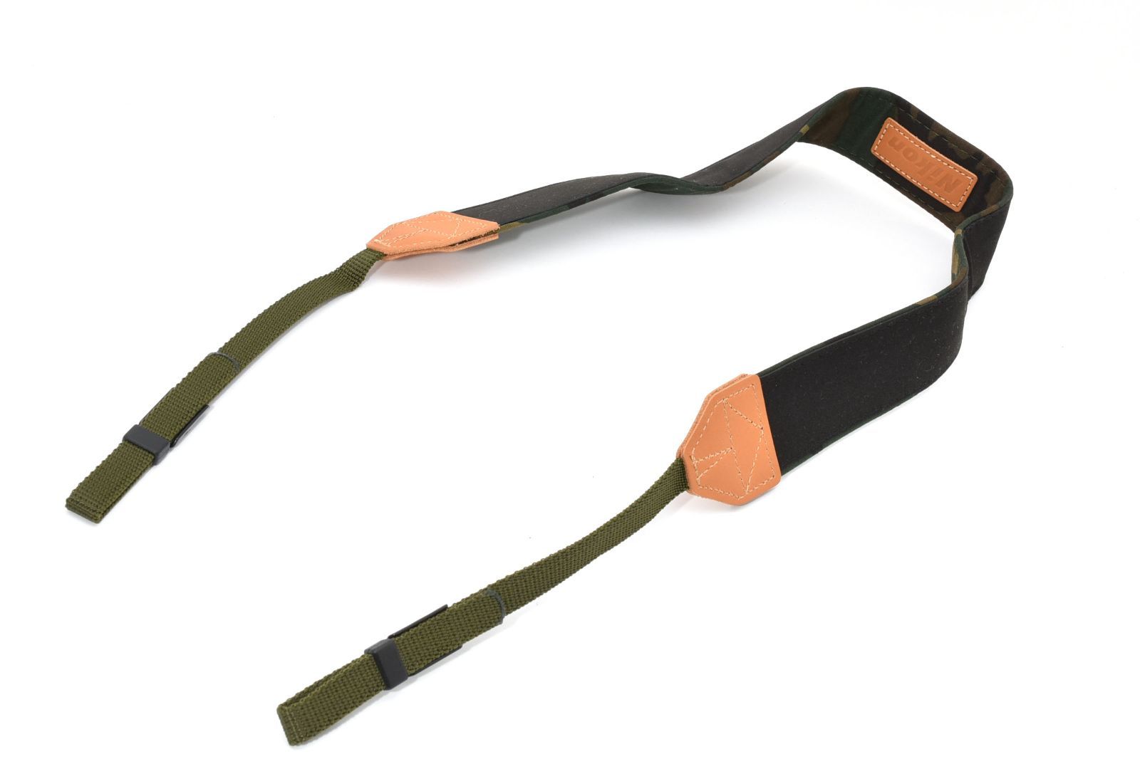 Nikon カムフラージュ