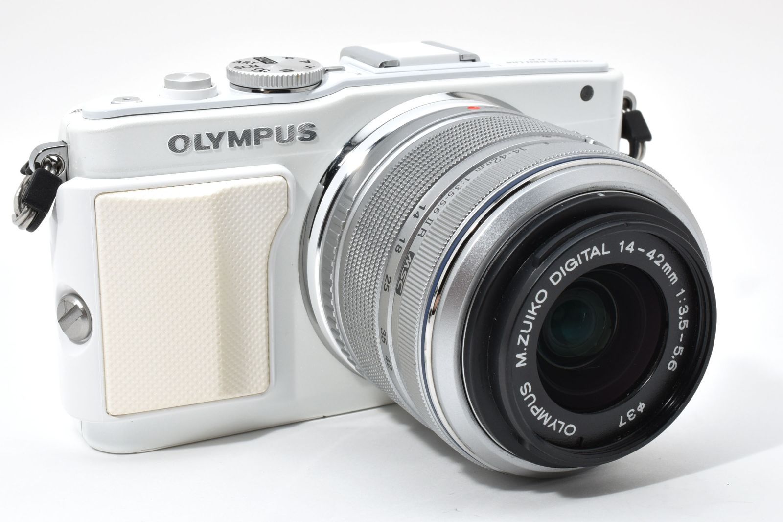  級 オリンパス OLYMPUS E PL 6 レンズキット M ZUIKO DIGITAL 14 42 mm F 3 5 ショット数 698回 LL 120 5930 ミラーレス一眼 デジタルカメラ