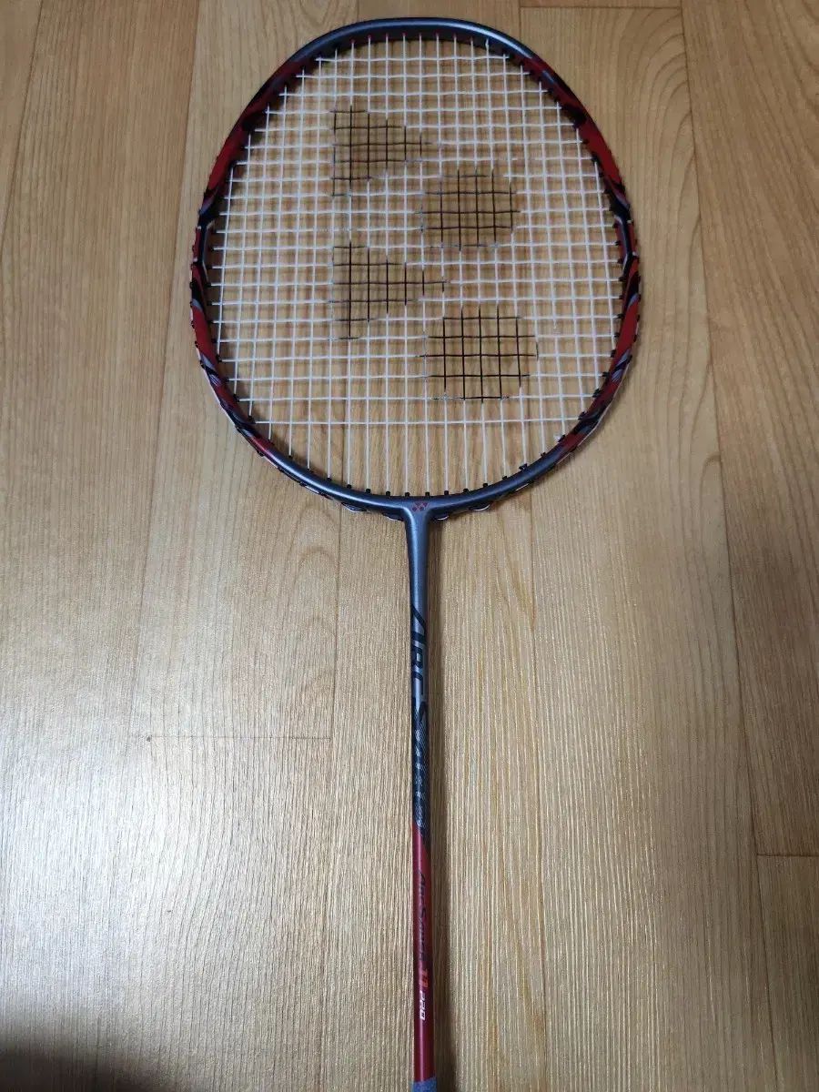 ヨネックス アークセイバー 11 プロ pro バドミントンラケット