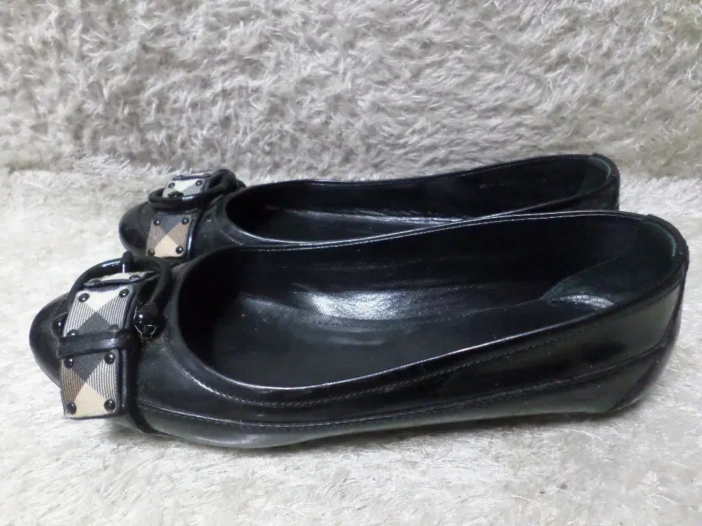 235 バーバリー プロム フラッシュシューズ 靴 ローファー