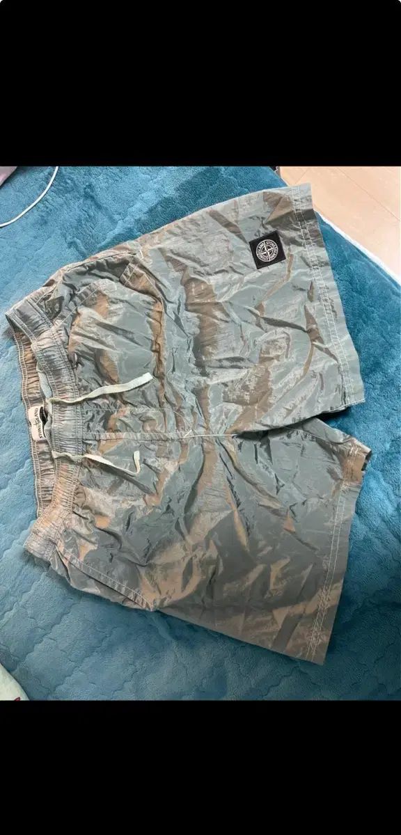 STONE ISLAND ストーンアイランド ハーフパンツ M シルバーグレー