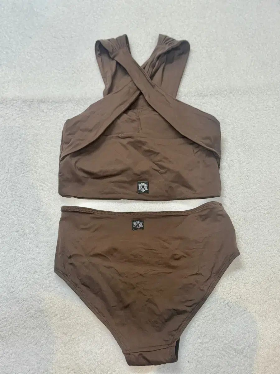 Slスポーツ 節約 ポールダンス ウェア モモ セット ブラウン m サイズ