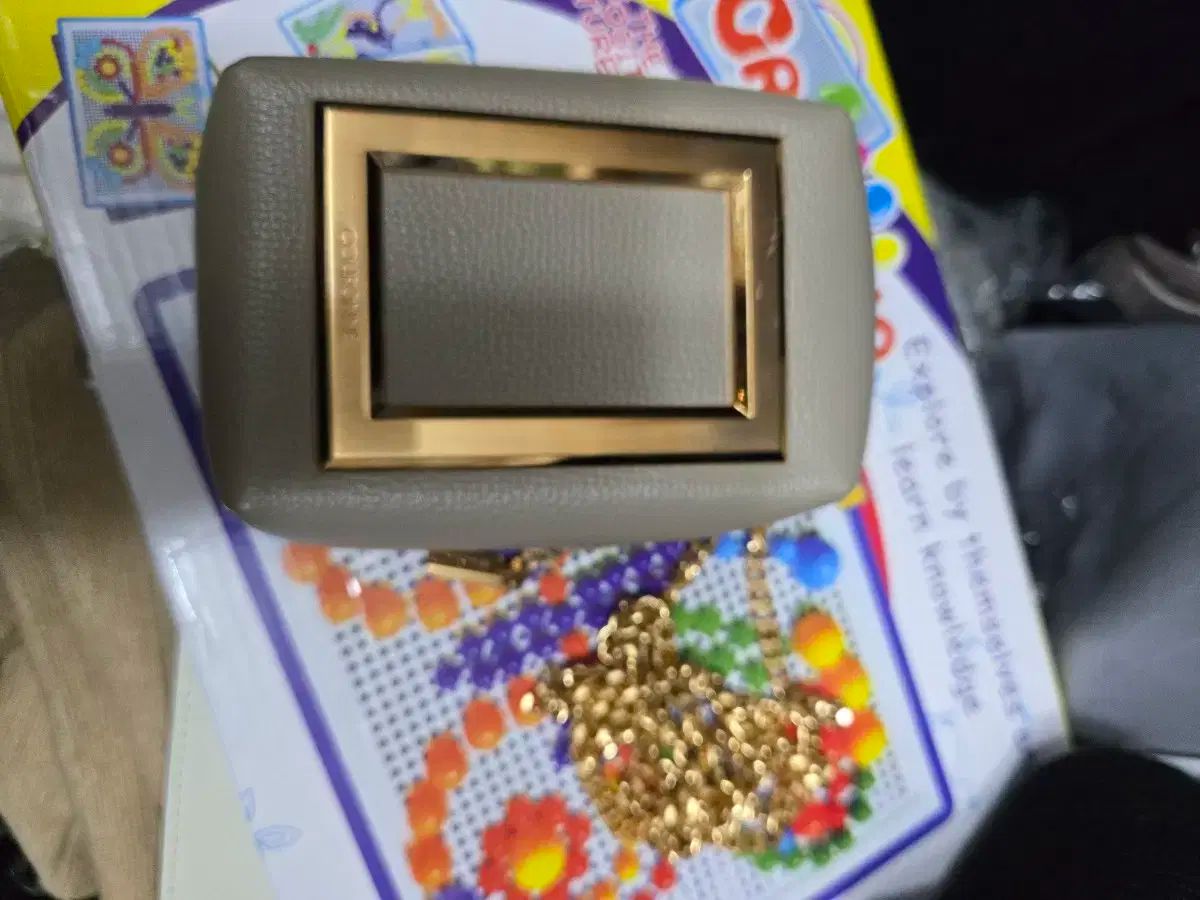 COURONNE クロンヌ ミニチェーンバッグ