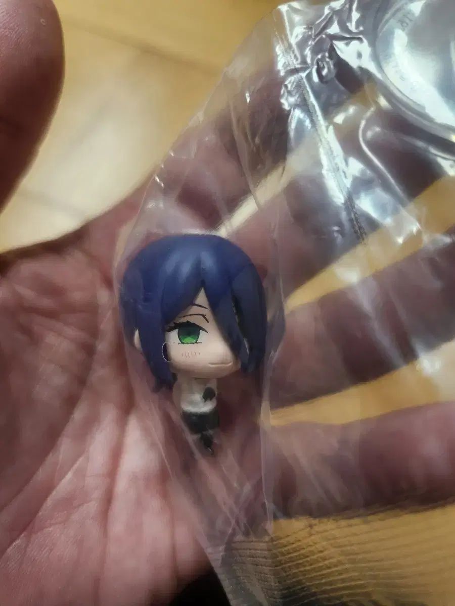 チェンソーマン レゼ スタンディング フィギュア