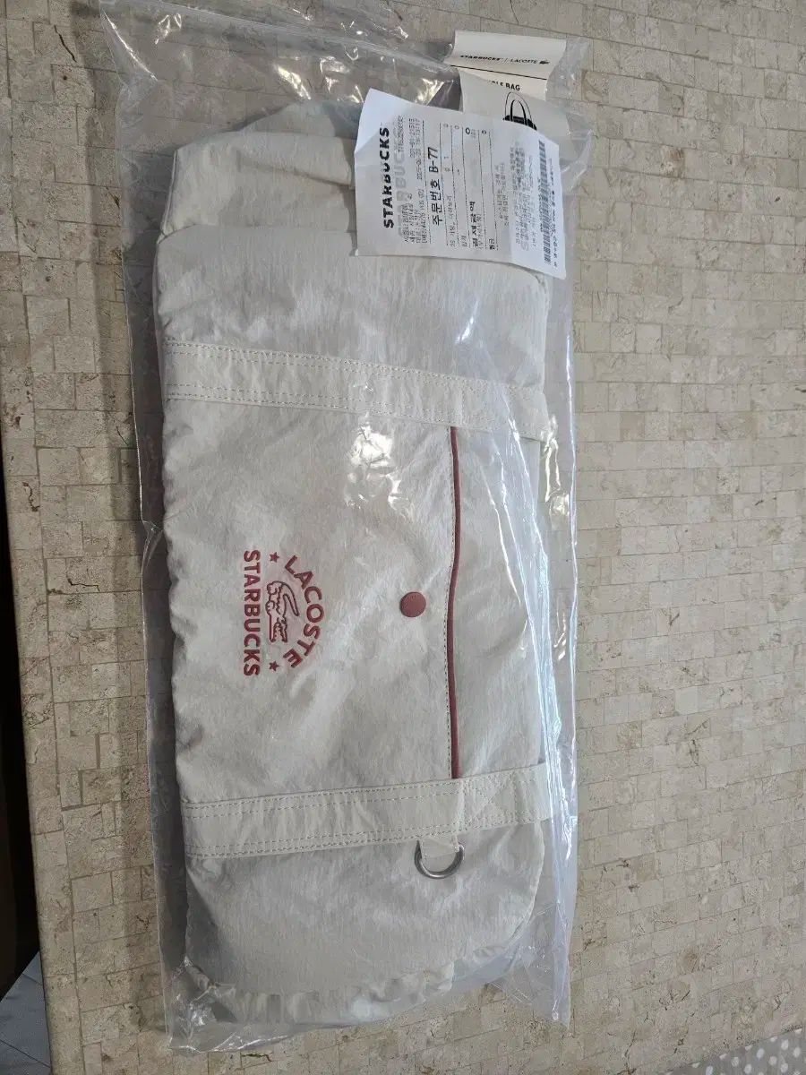 スターバックス LACOSTE コラボ ミュルティプリバッグ アイボリー バッグ 出品