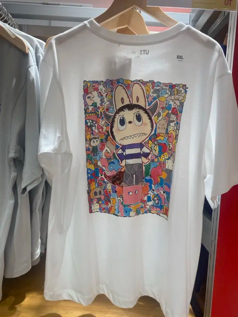 UNIQLO ユニクロ POP MART ポップマート Labubu ラブブ コラボ Tシャツ