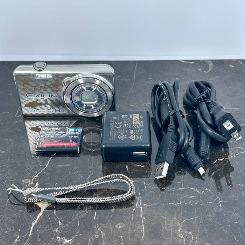 CASIO ハイキュー!!×EXILIM EX-ZS30 動作確認済 完品 美品 CASIO EX-ZS30 ハイキュー!! Edition