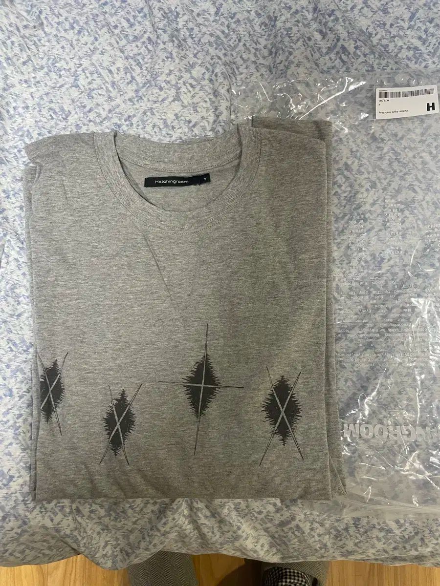 4 Hatchingroom カートゥーン ロングスリーブ グレー
