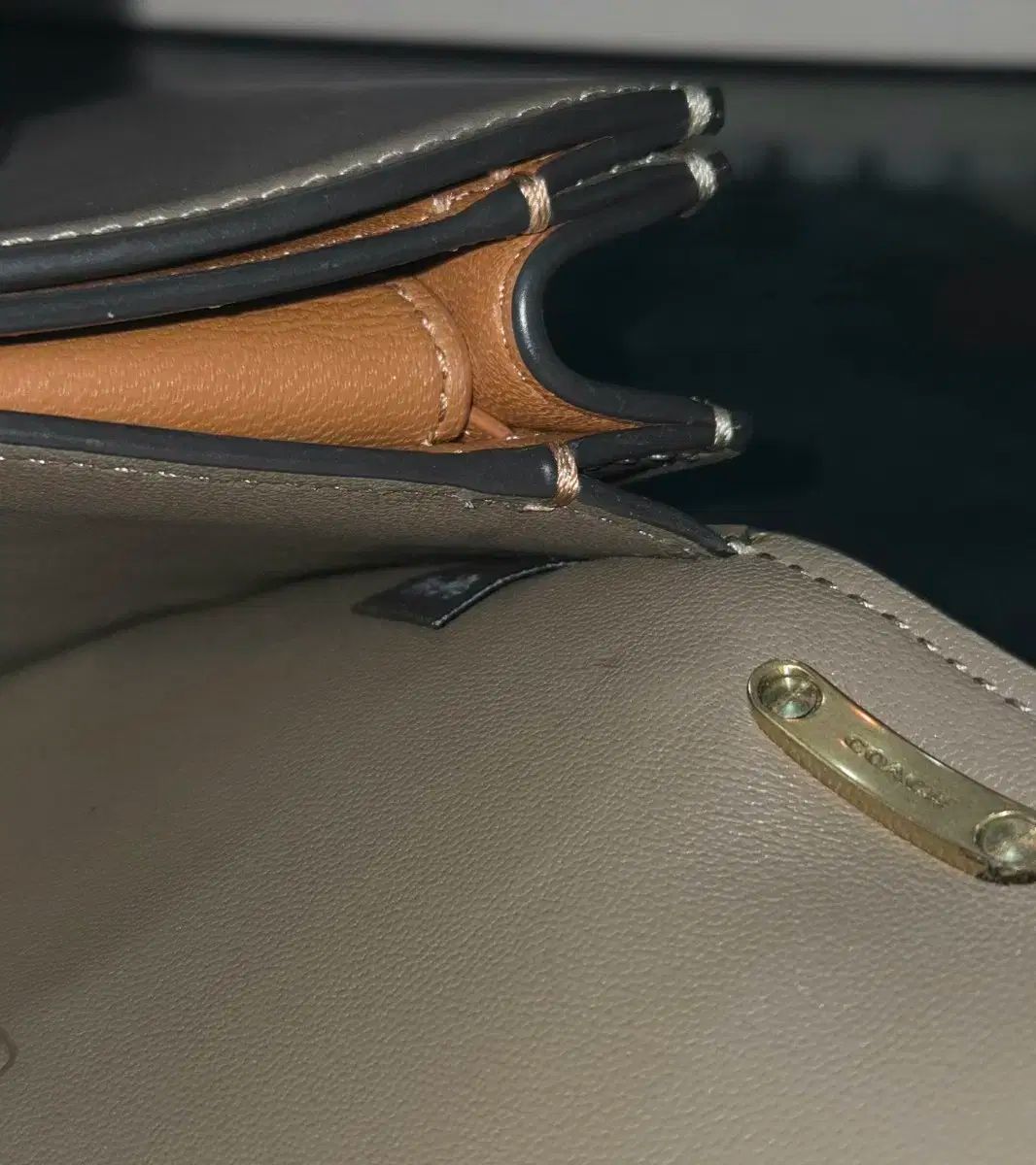  コーチ 밴ディット クロスボディーバッグ DARKストーン メッセンジャーバッグ ショルダーバッグ