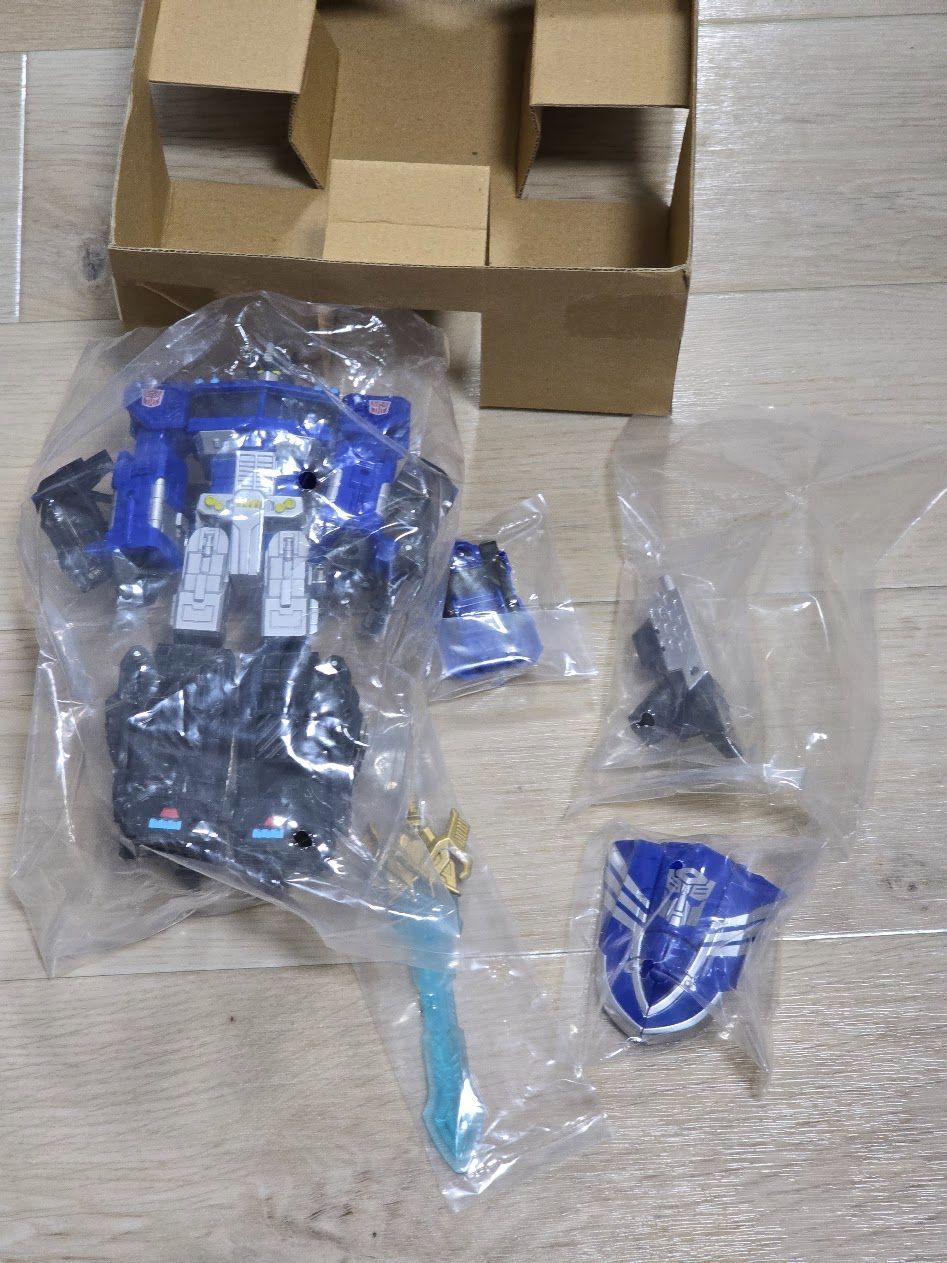 トランスフォーマー レジェンズ LG EX マグナコンボイ e hobby