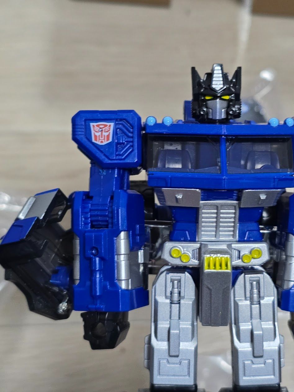 トランスフォーマー レジェンズ LG EX マグナコンボイ e-hobby 限定