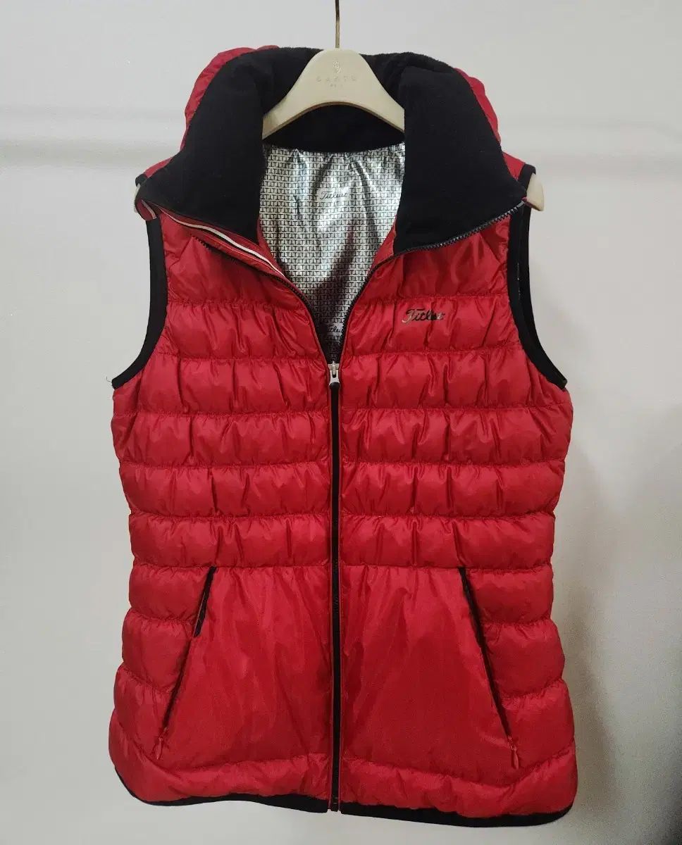 Titleist タイトリスト グースダウンベスト