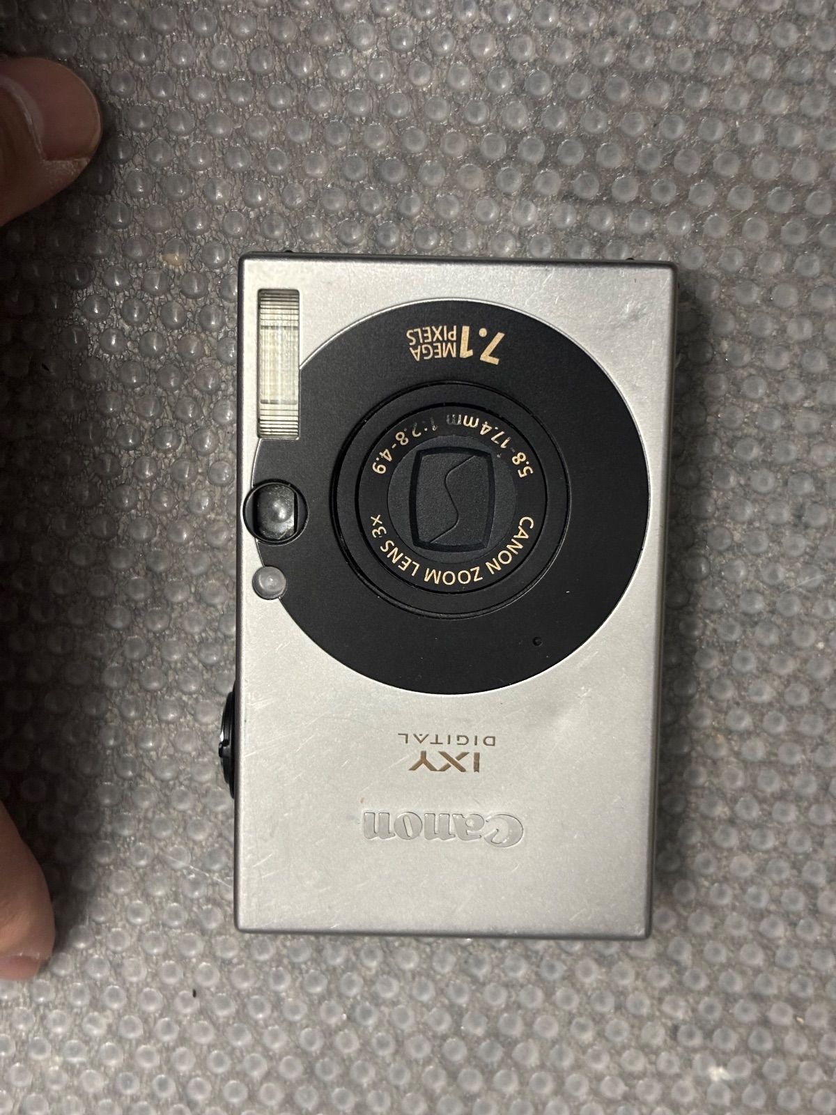 Canon IXY DIGITAL IXY10 1181