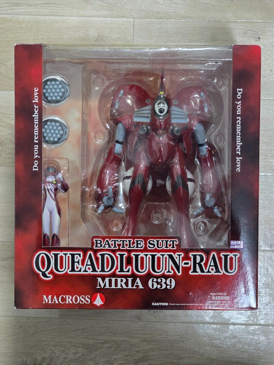 やまと 超時空要塞 マクロス 1/60 クァドランロー ミリア機 赤 ミリア