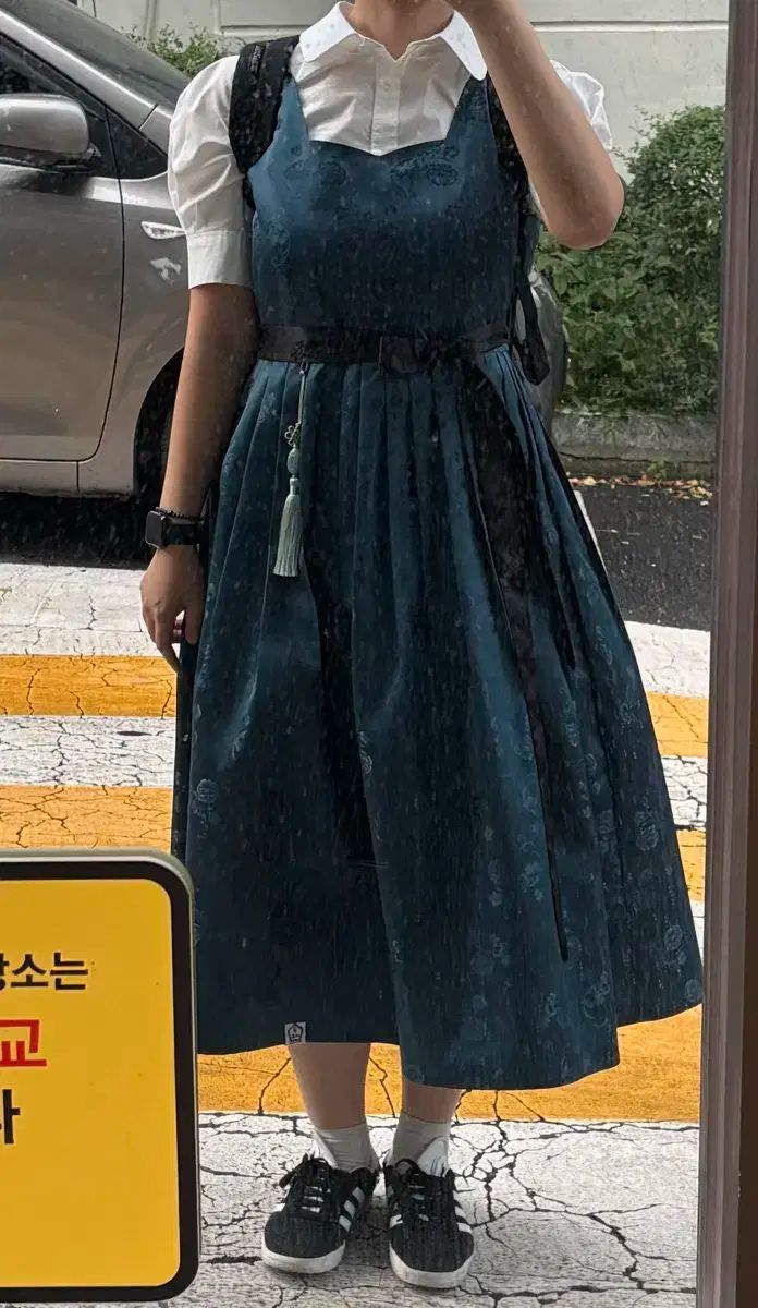 花道歩くSEOUL ノースリーブ チョルリックONE PIECE