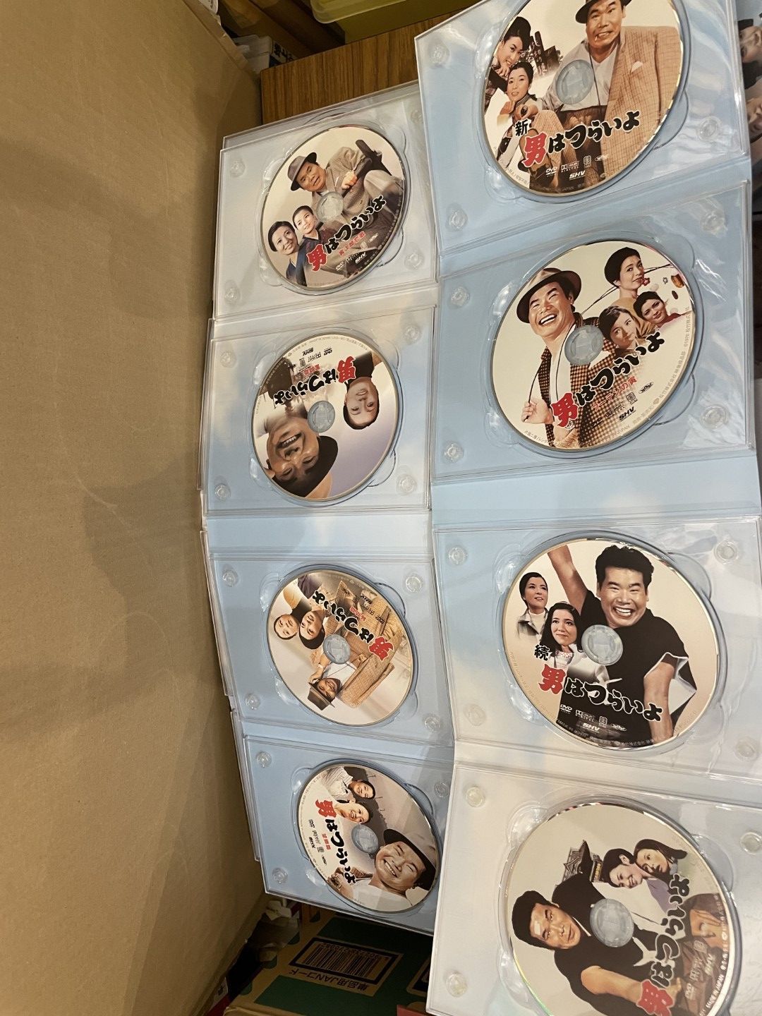 男はつらいよプレミアム全巻ボックス、コンパクト仕様(53枚組) 415U0q7lpxL._AC_UF894,