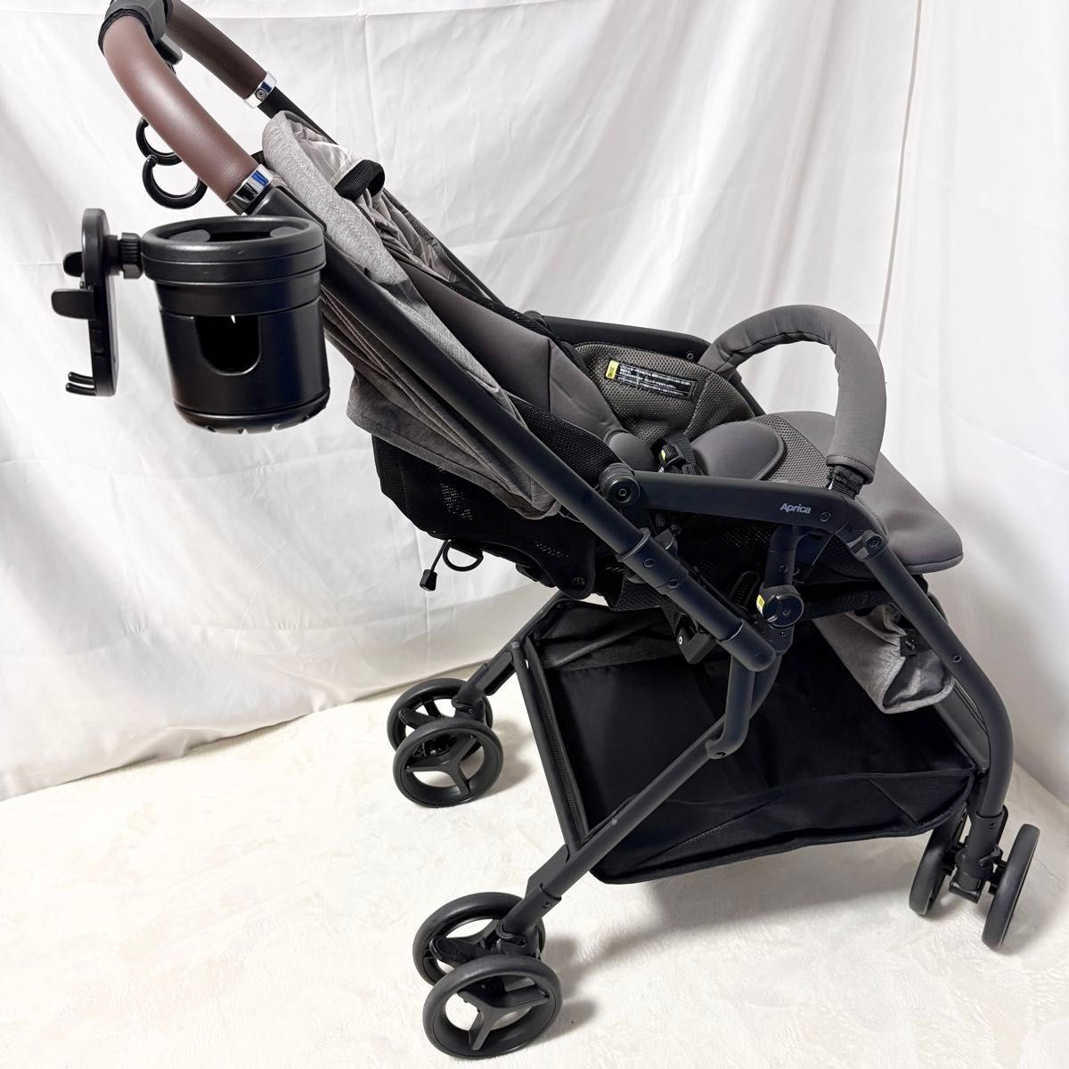  アップリカ Aprica runrun ルンルン コンパクト 軽量 レザーハンドル ベビーカー ベビーカー バギー 外出 移動用品