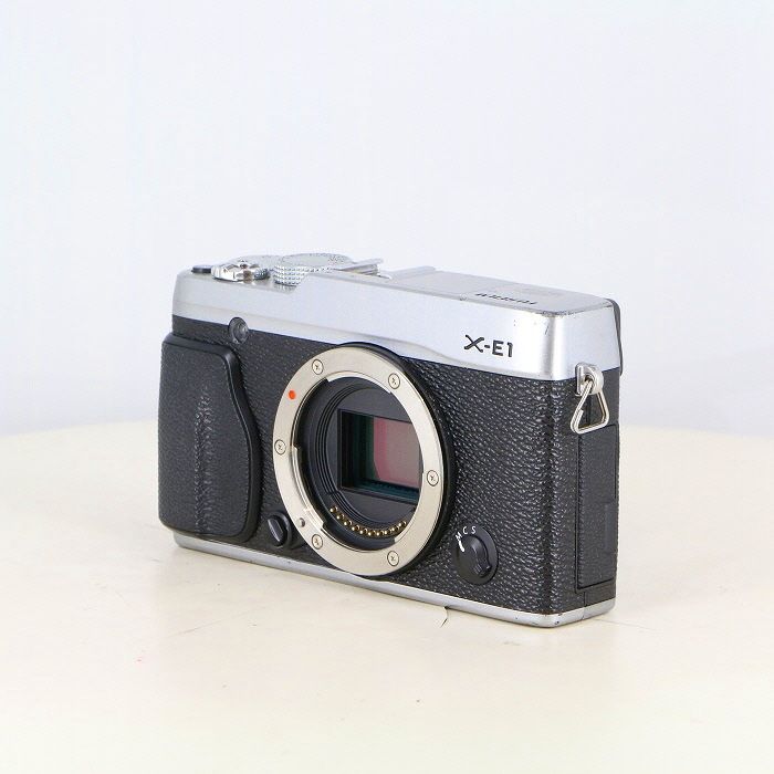 【最安値人気】 フジフイルム FUJIFILM X-E1 シルバー ボディ ストレッチ