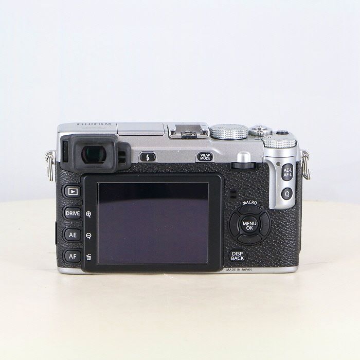 FUJIFILM X-E1