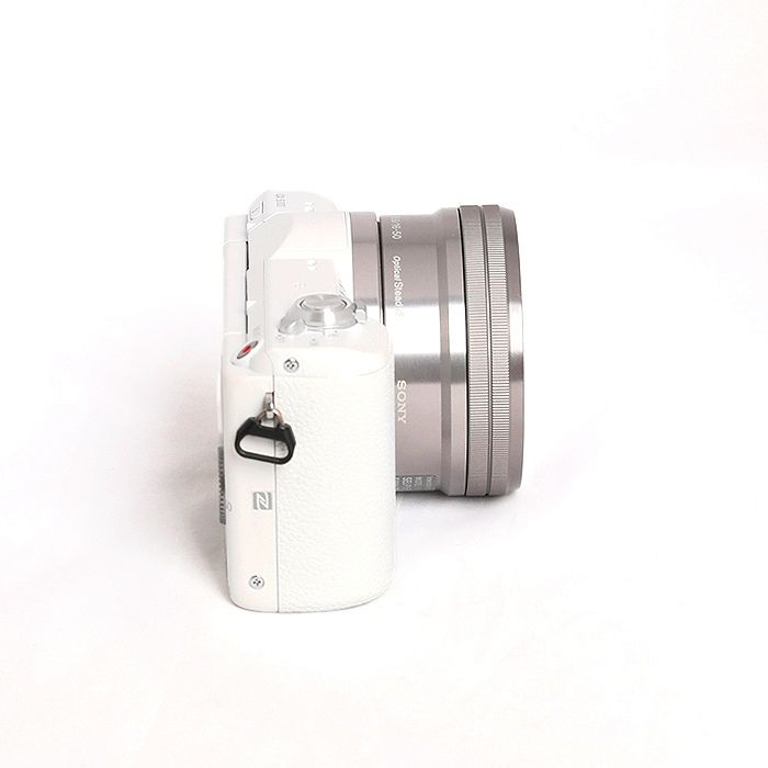 中古】(ソニー) SONY α5100 ILCE-5100L ホワイト パワーズームレンズ