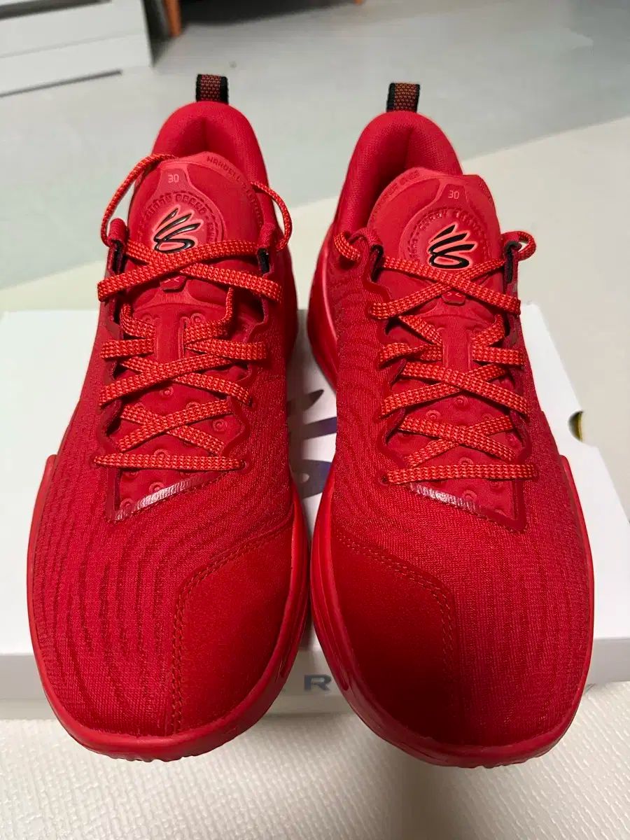 アンダーアーマー カリー 12 SN レッド 275