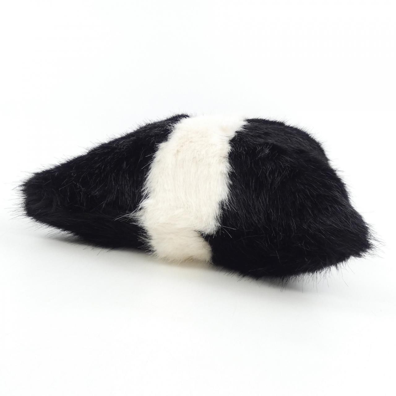 キャサリンハムネット KATHARINE