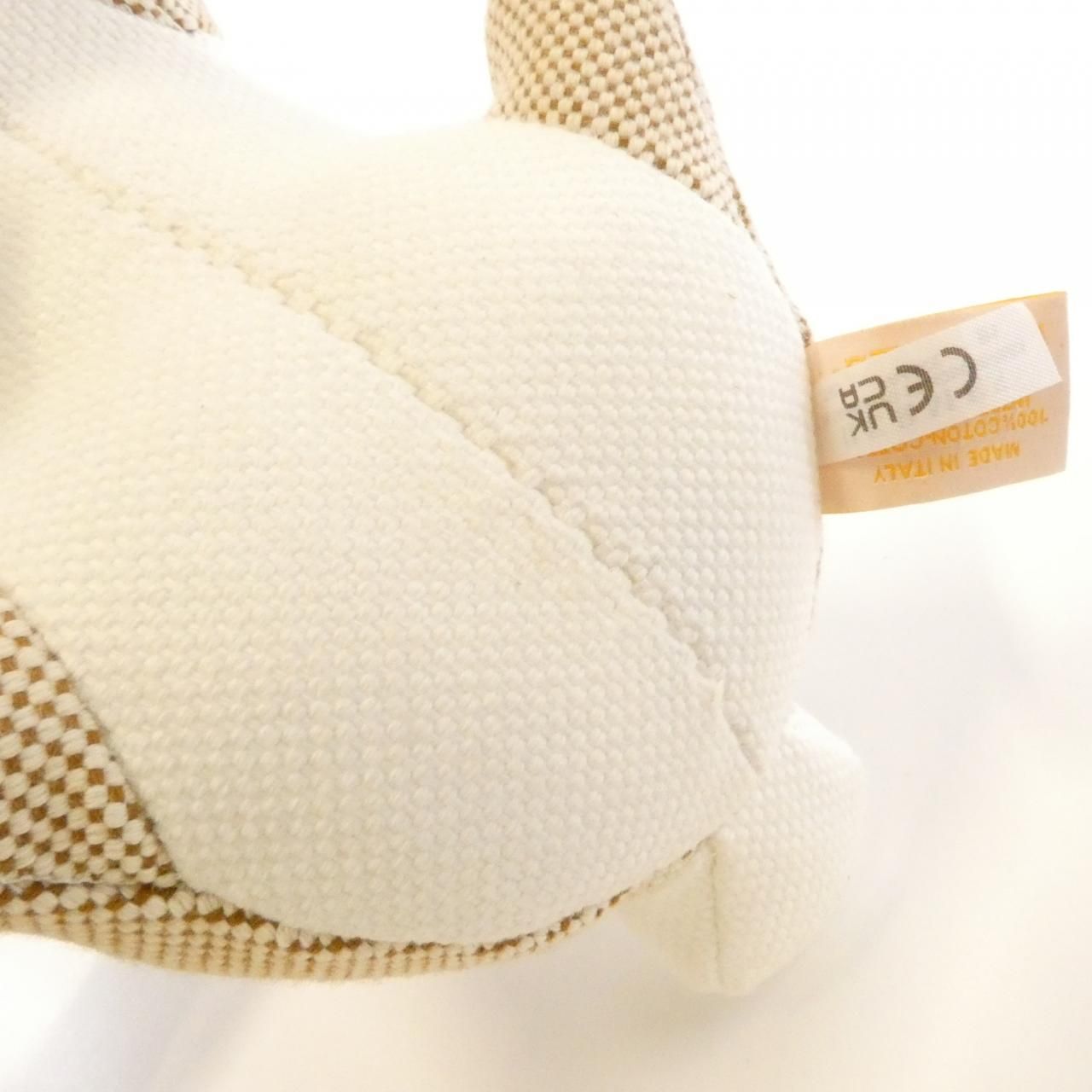 セレスタン ラビット