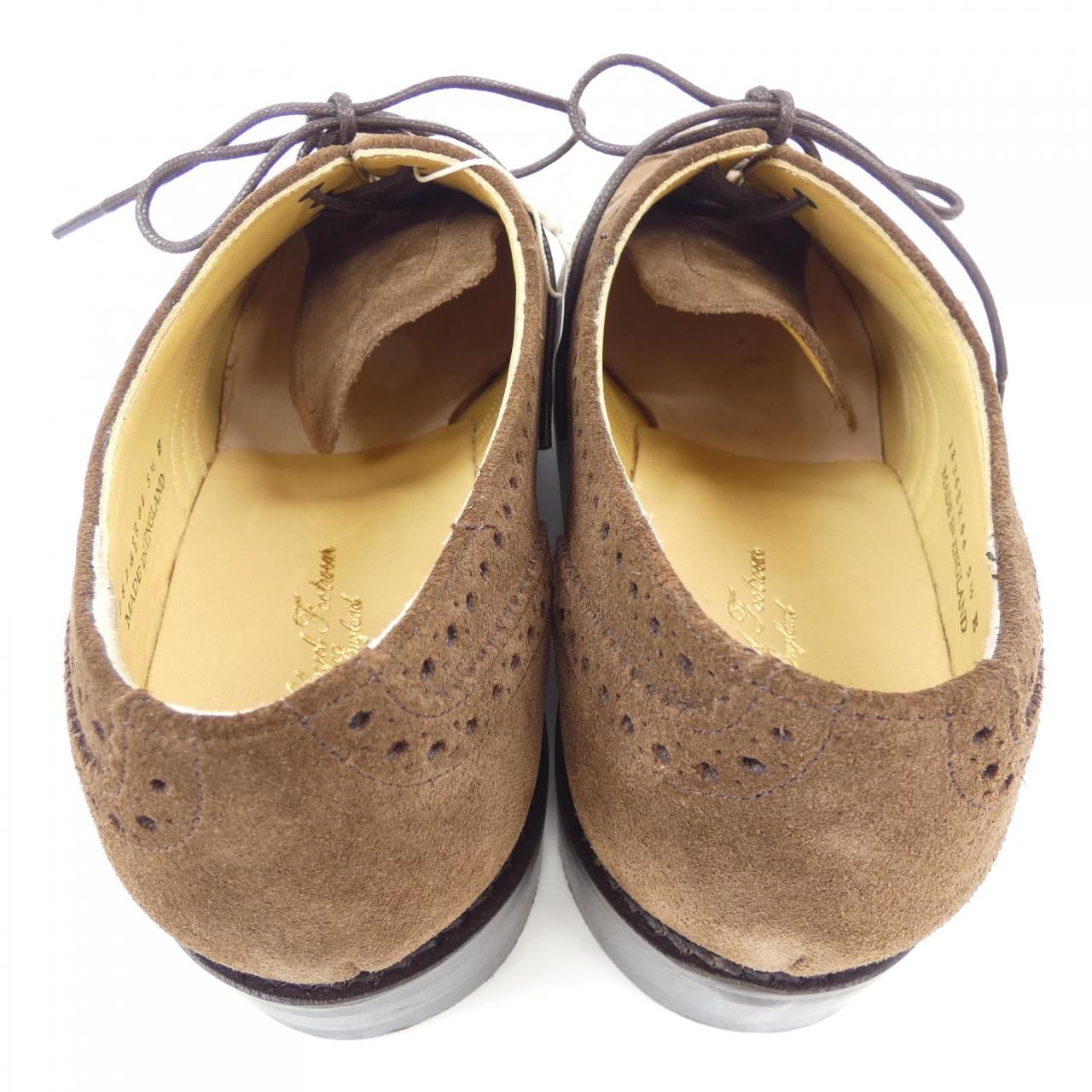 2826E04 シューズ