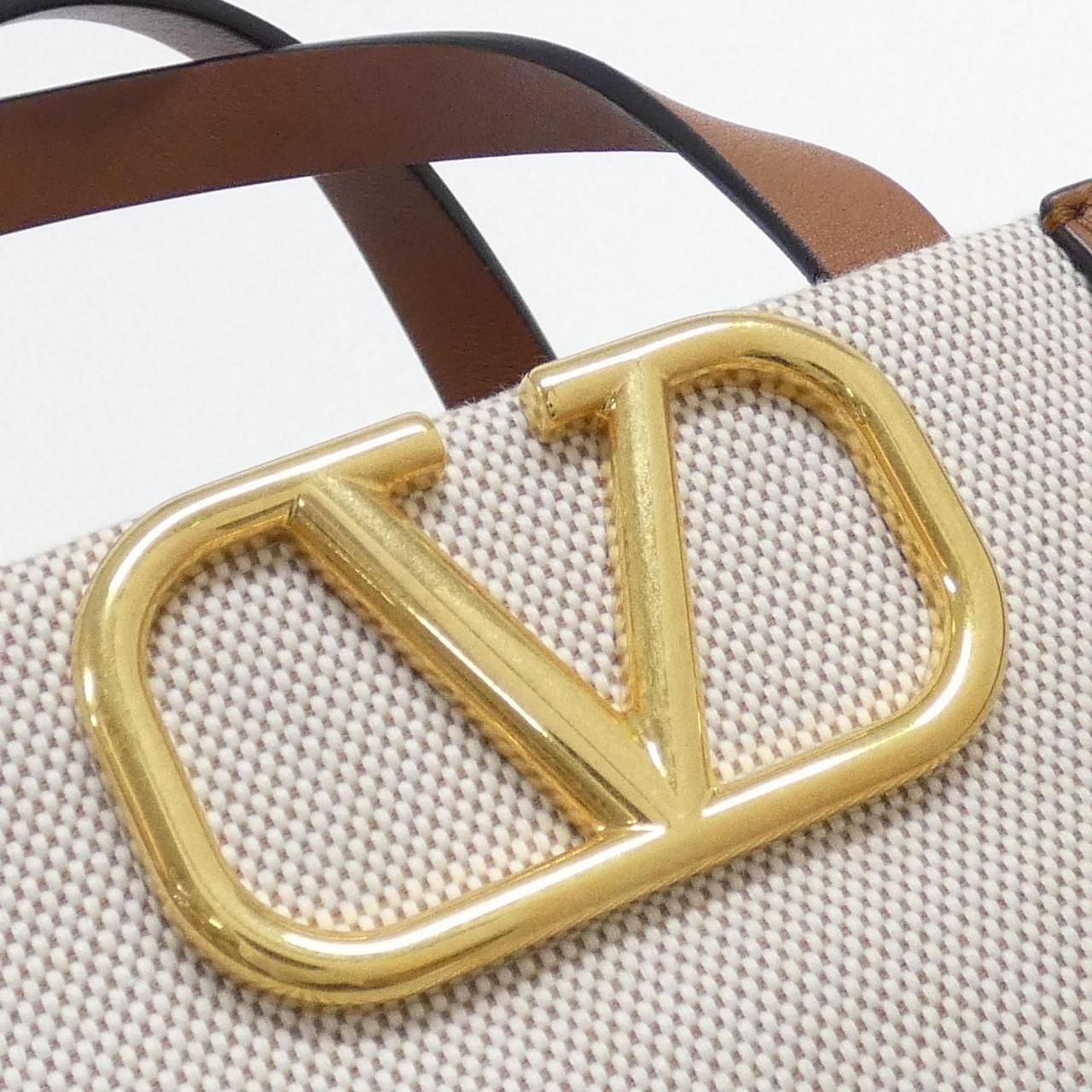 ヴァレンティノガラヴァーニ