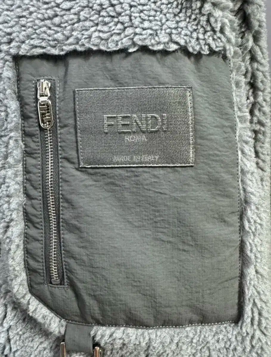 フェンディ シープスキン フリース フード ジャケット グレー 52 タグ 보유