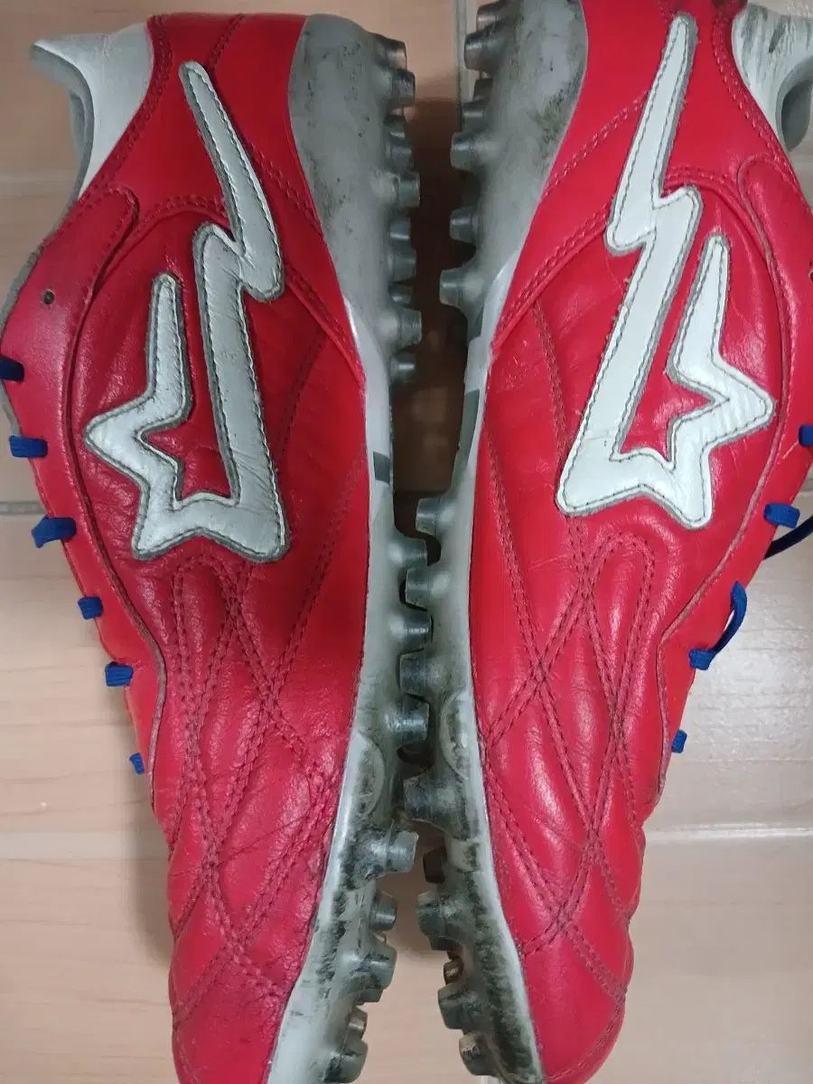  KELME ケルメ オール ザット ブーツ サッカーシューズ です フットサルシューズ シューズ