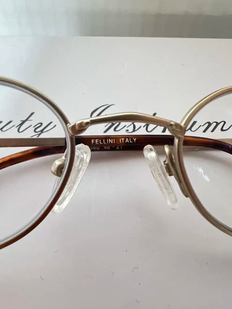 小さめメガネフレーム