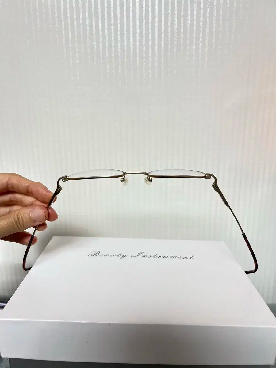 イタリア製 金縁メガネフレーム