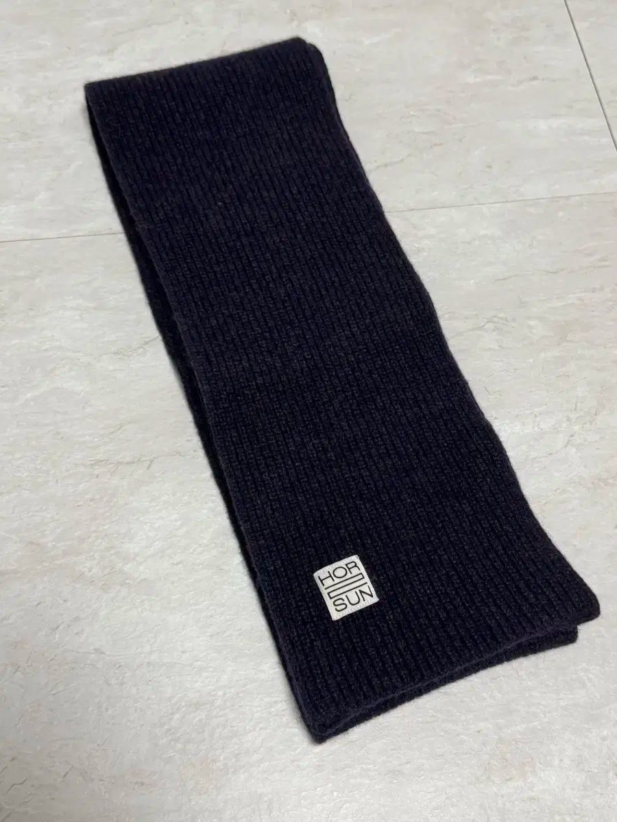 ホーリーサン 下 Tシャツ Broken Umbrella ジャパン マフラー ネイビー