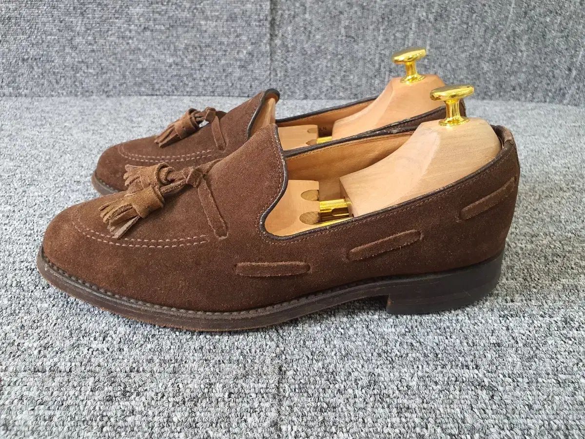 ローク リング タッセル ローファー