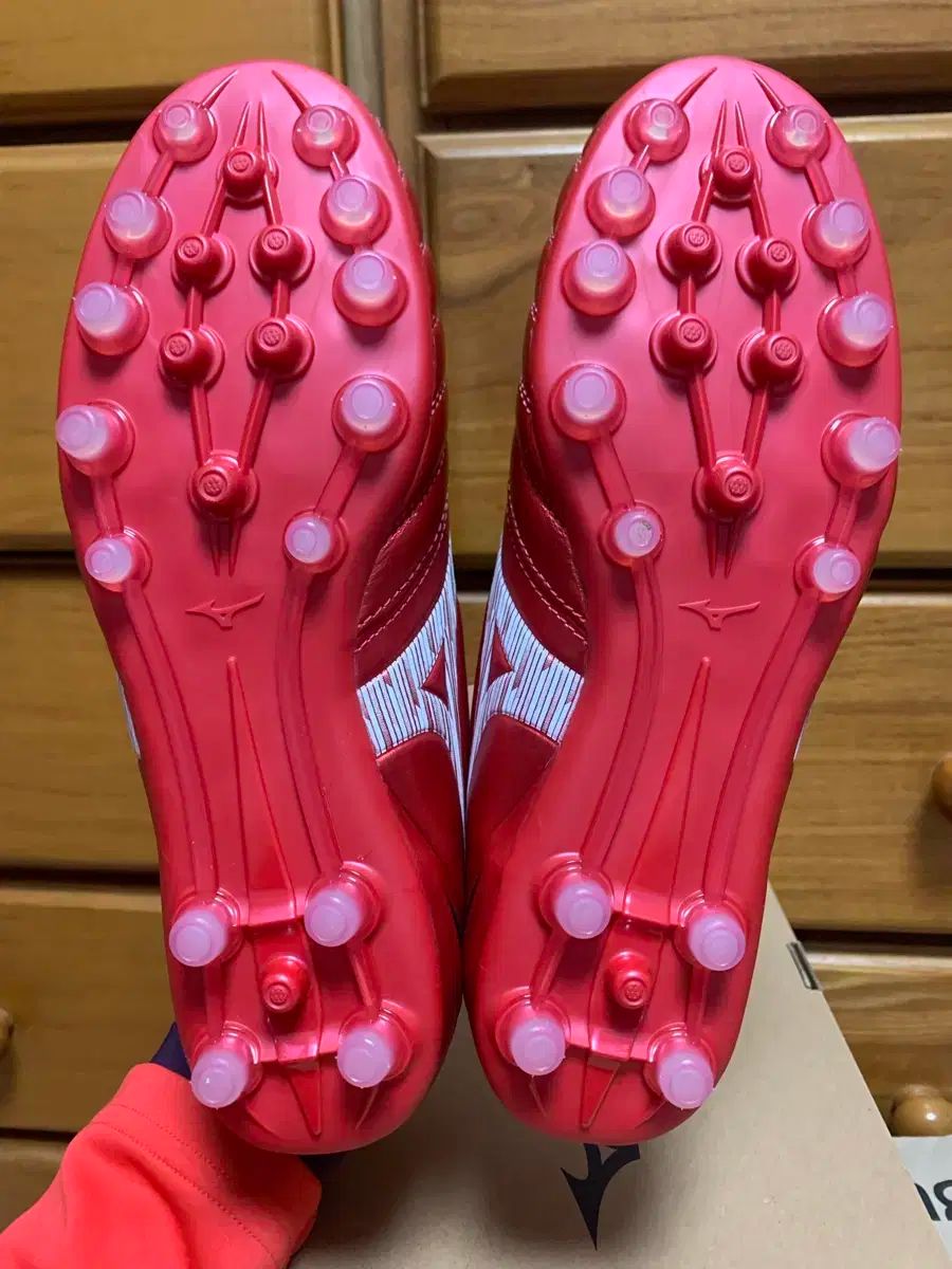 mizuno モレリア NEO 4 プロ AG