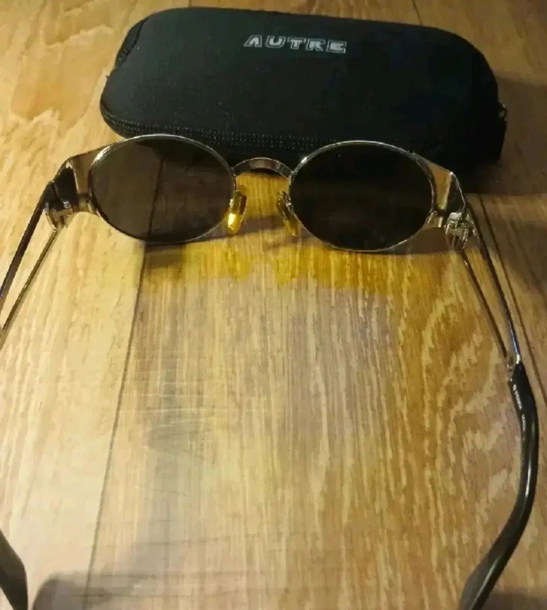  AUTRE レディース サングラス ケースまでお付けします 状態は サングラス 小物