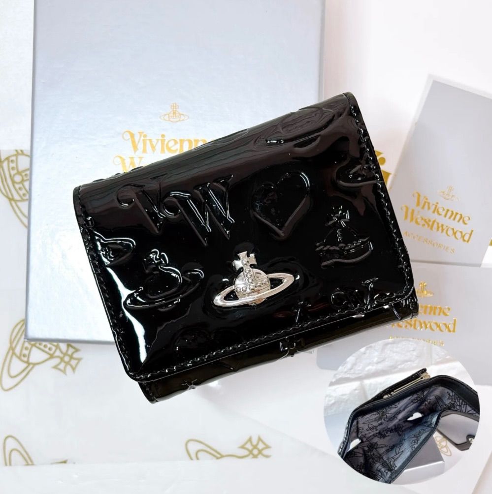 内側に素敵な柄あり 新登場 Vivienne Westwood 3つ折り財布 エナメル ブラック