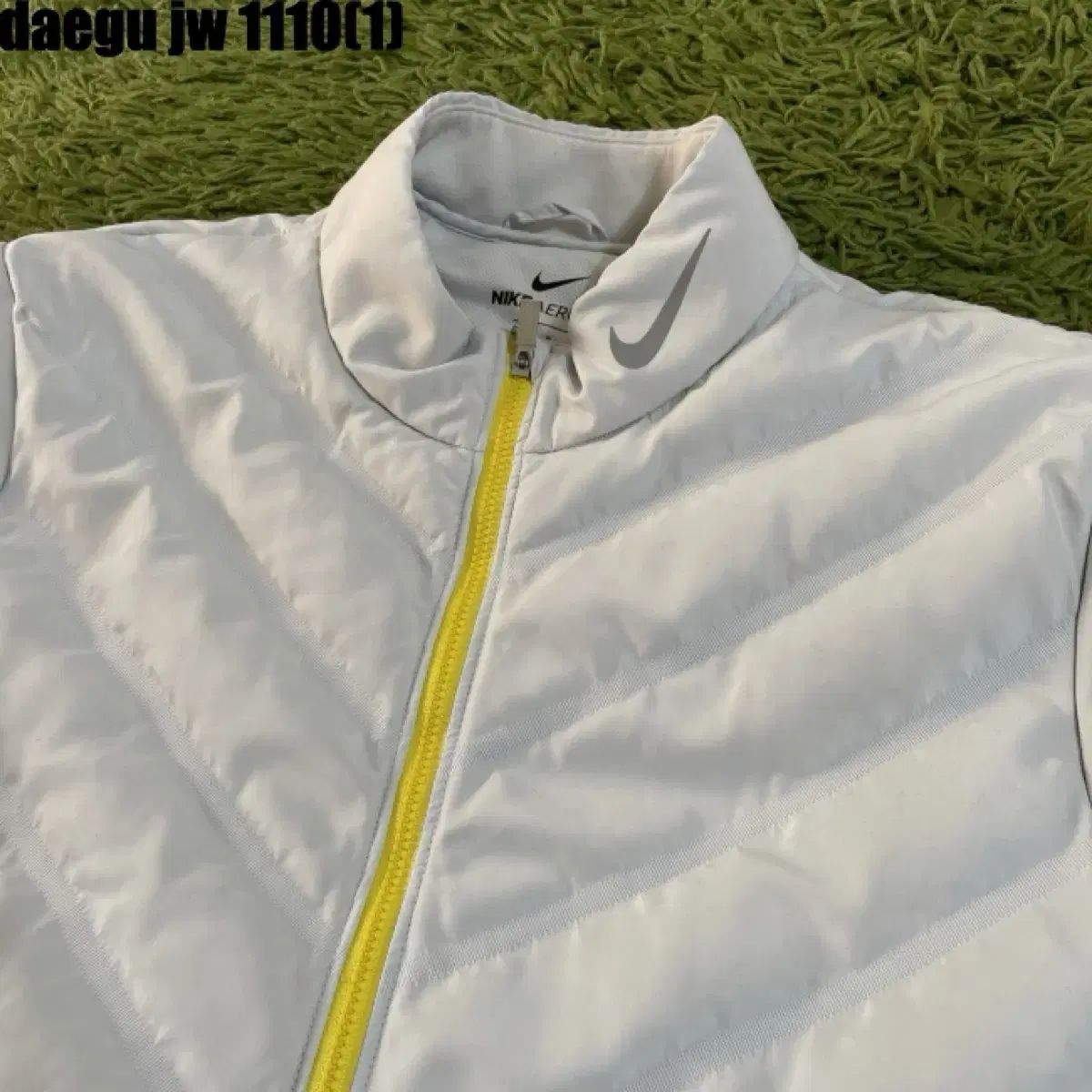 ナイキ エアロフト 防風 ジップアップ ジャケット S