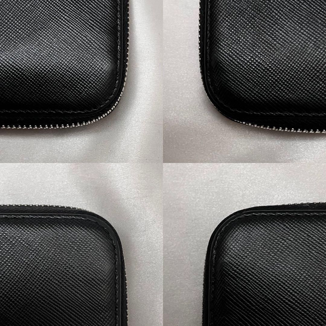 コンパクト三つ折り財布