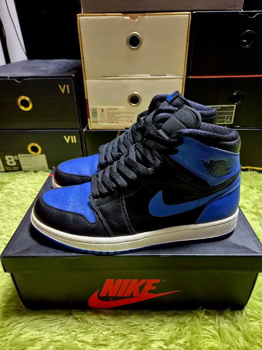 ハイ ロイヤルブルー