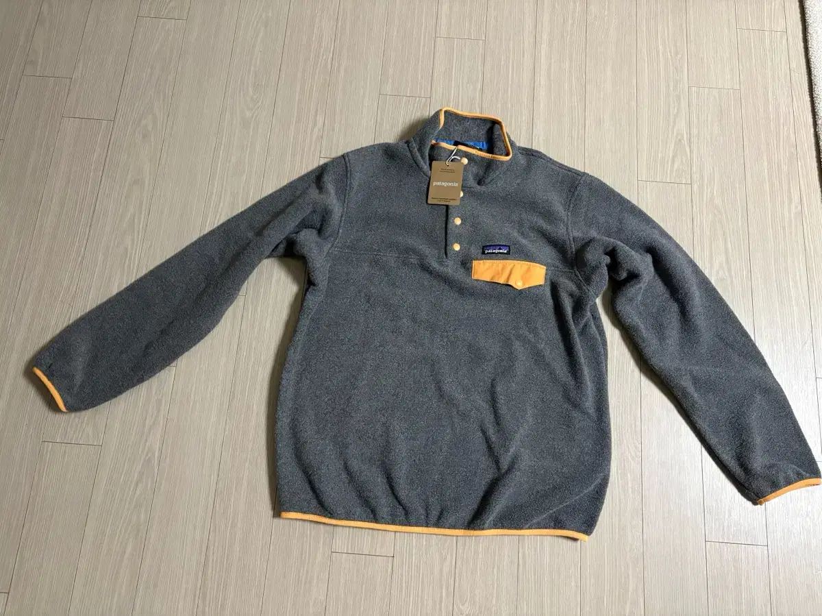 パタゴニア Synchilla シンチラ スナップ-T フリース プルオーバー ビビッド アプリコット ミディアム