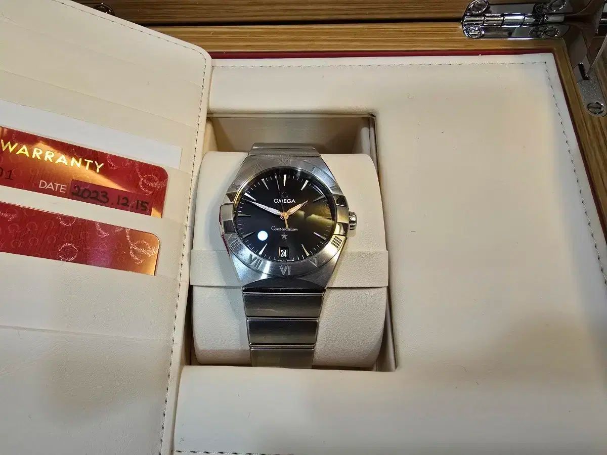 オメガ コンステレーション 36 クオーツ 新モデル