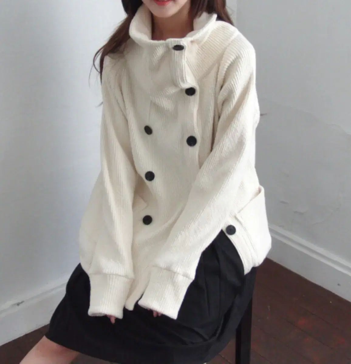 インアンドヤンイン下ウール ダブルボタン カーディガン クリーム