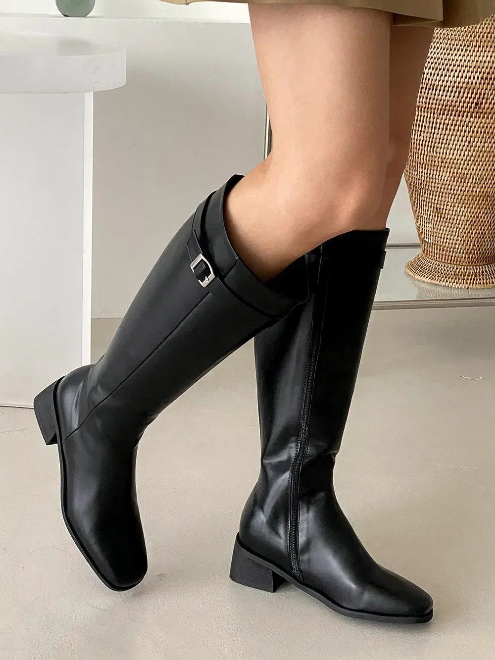  バックルポイント スクエアトゥ デイリー ベーシック 基本 ロングブーツ ヒール5 cm サイズ225-250 その他 ブーツ