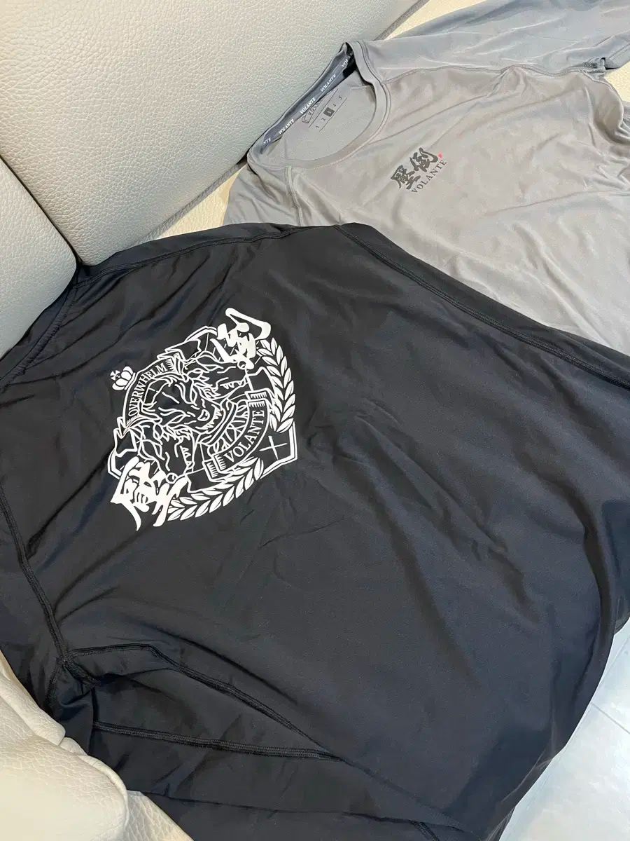 圧倒xボランテ 검プレッション 長袖