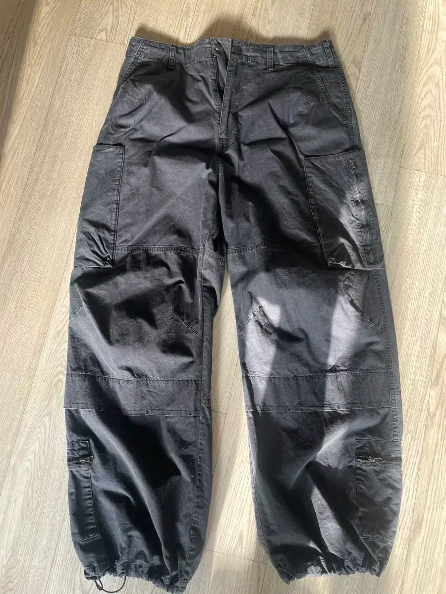 2 Hatchingroom ジップカーゴ フェイディド ブラック