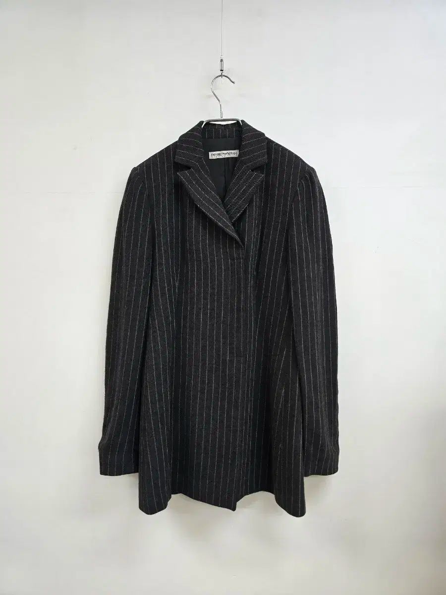 ARMANI フィット かわいい ストライプ ウール混 ジャケット