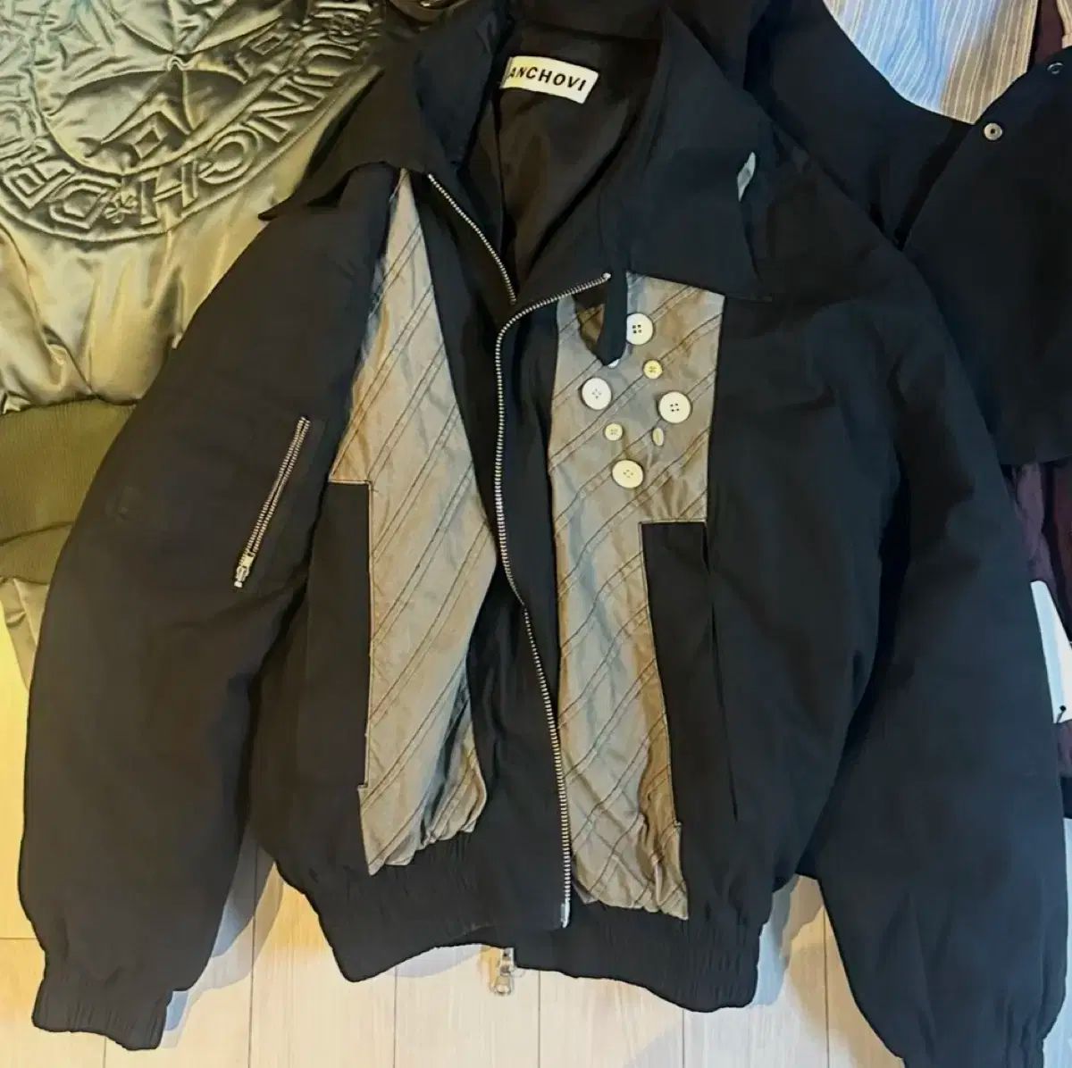 ANCHIOVI ブラック ボタン POINT ジャケット