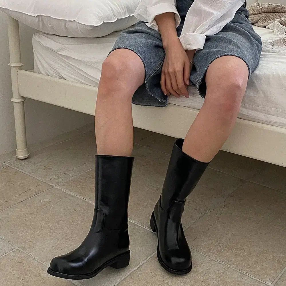 丸ごと幅広シンプルベーシックラウンドウォーカーブーツ ミドル